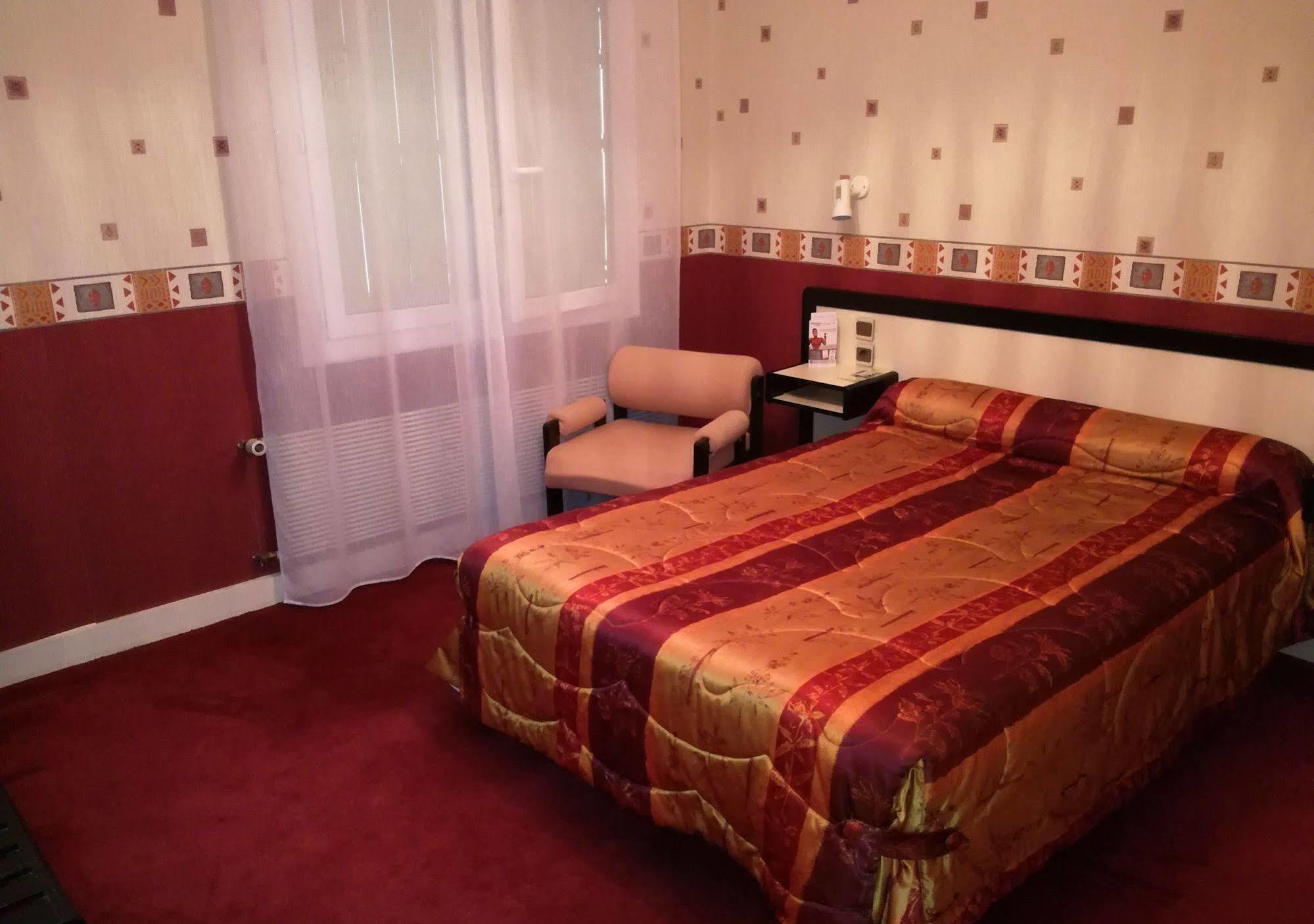 Hotel Contact - Des Deux Moulins - Ex Boni