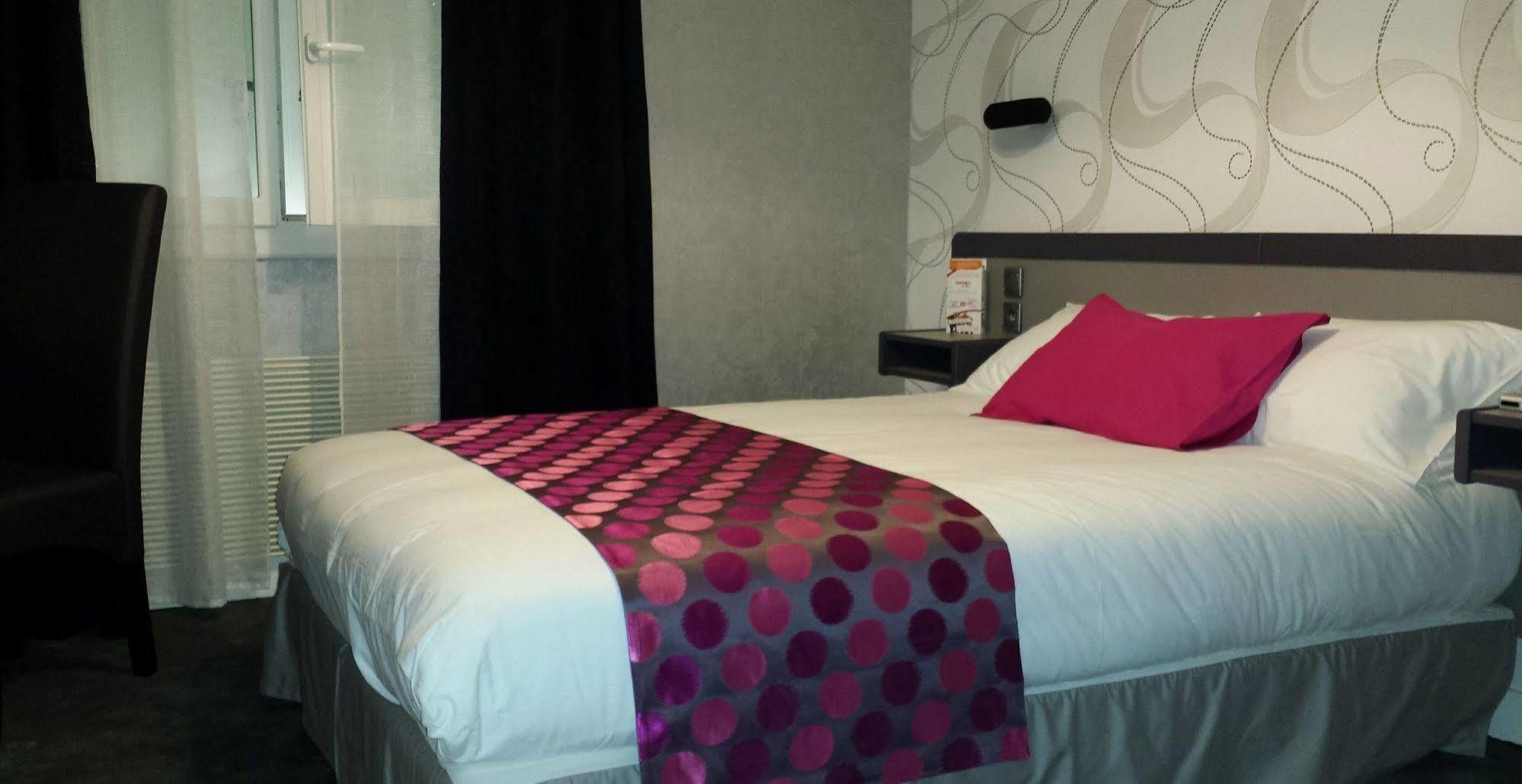 Hotel Contact - Des Deux Moulins - Ex Boni 3*